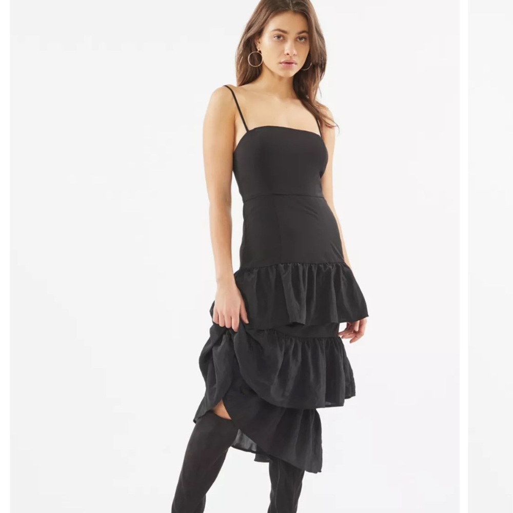 Capulet Connor Tiered Ruffle Midi Dress. Size small?
